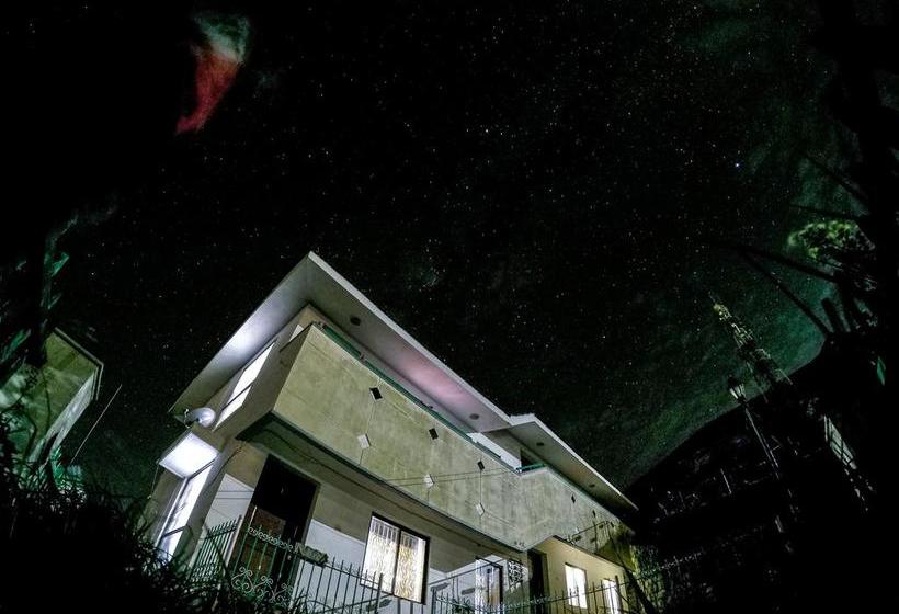 Hotel Hide Away Cottages Ooty 2