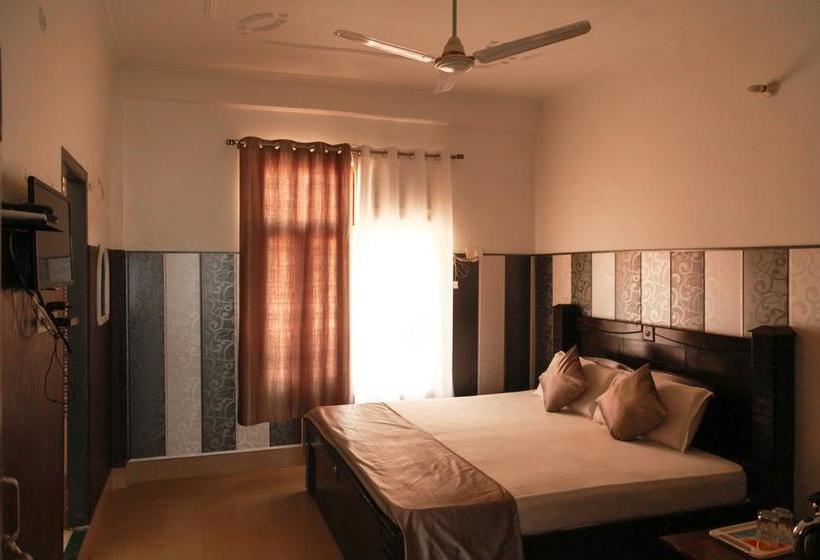 Hotel Nammastay Traveller S Hub 7