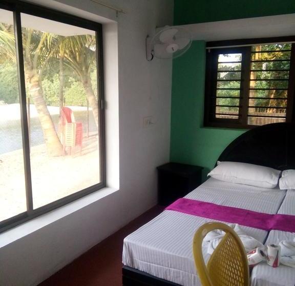 Bed and Breakfast Alleppey Beach Haven 11