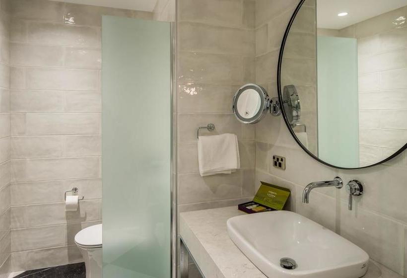 Hotel Doubletree By Hilton Wellington 8