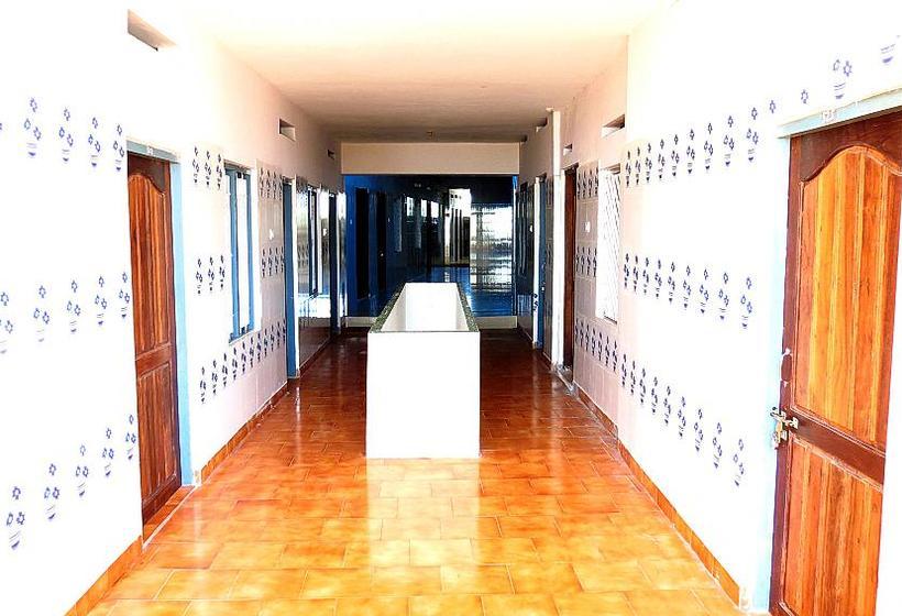 Hotel Boopathy Lodge 6