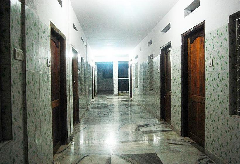 Hotel Boopathy Lodge 7