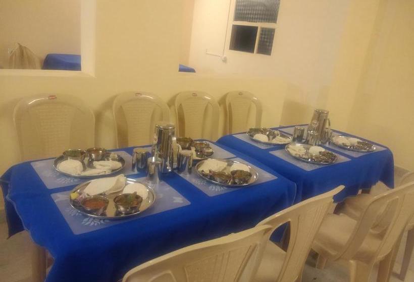 Hotel Adate S Homestay 3