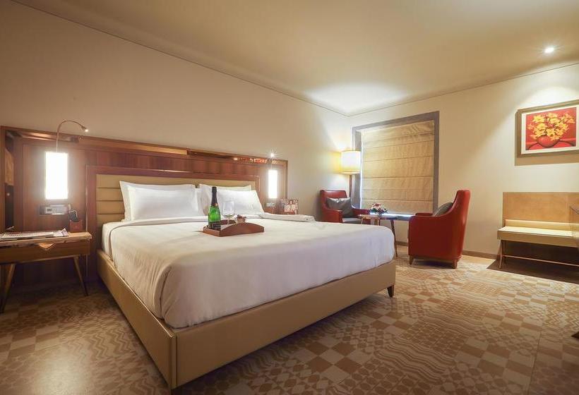 Hotel The Grandeur Boutique 10