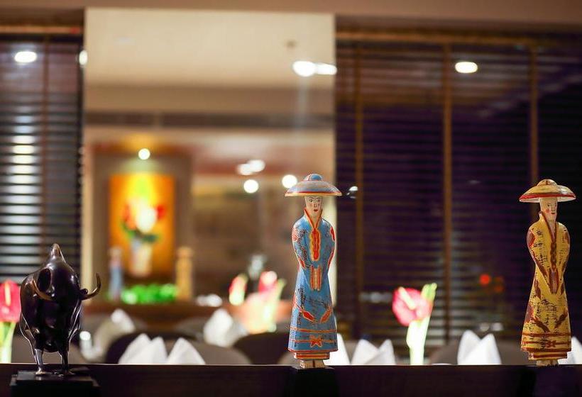 Hotel The Grandeur Boutique 11