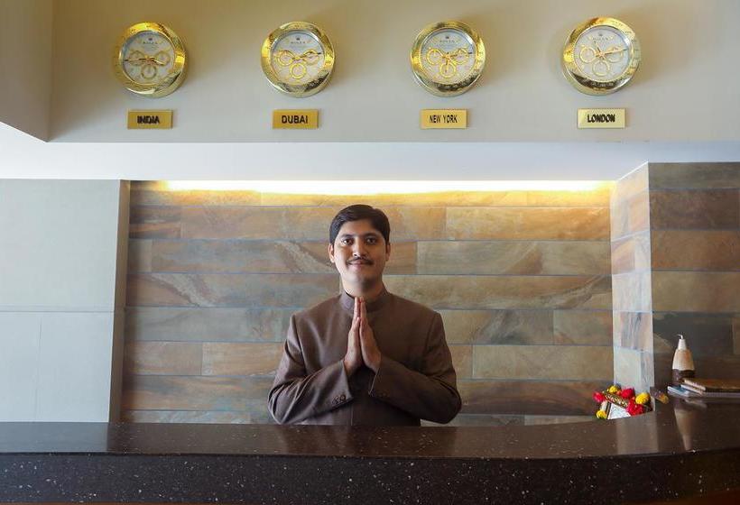 Hotel The Grandeur Boutique 15