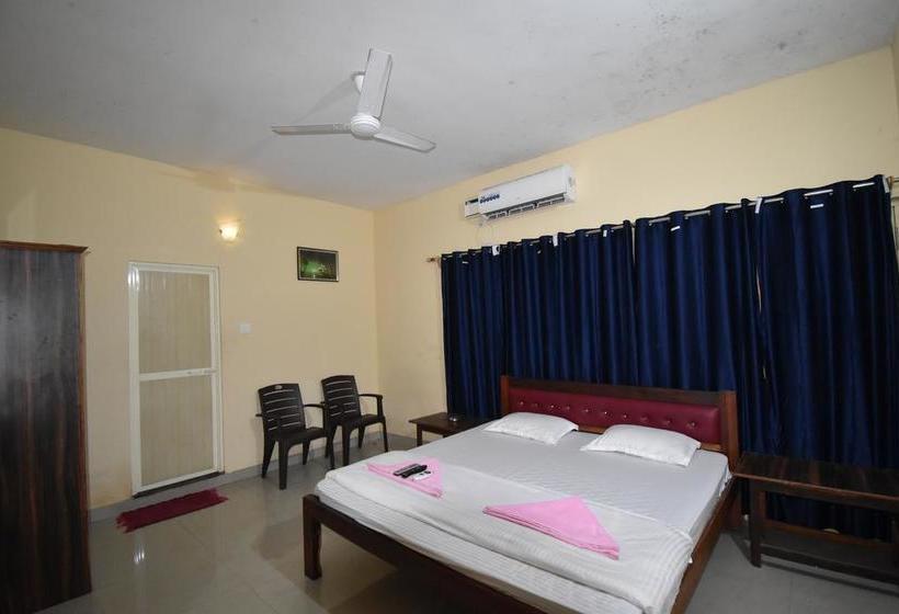 Hotel Kunal Beach House Calangute Goa