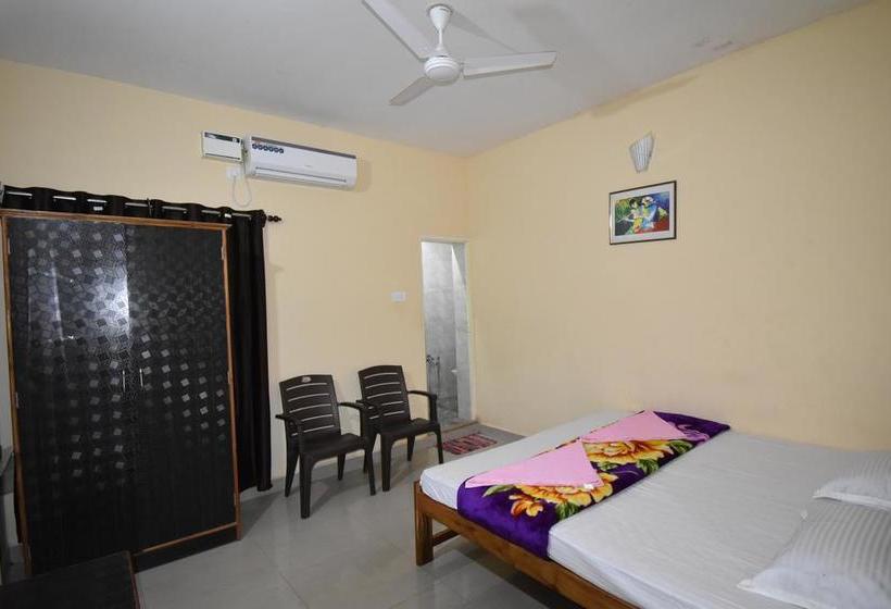 Hotel Kunal Beach House 14
