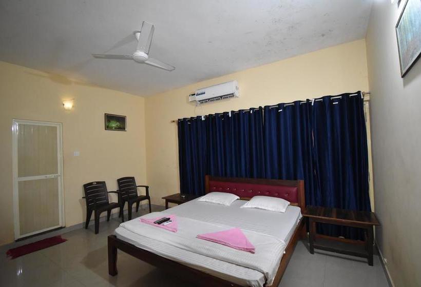 Hotel Kunal Beach House 6