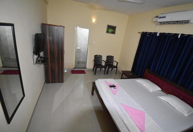 Hotel Kunal Beach House 7