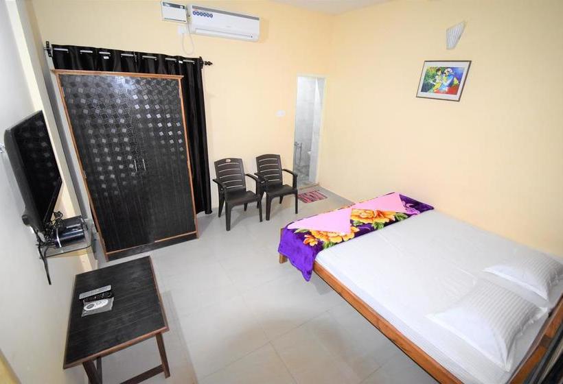 Hotel Kunal Beach House 8