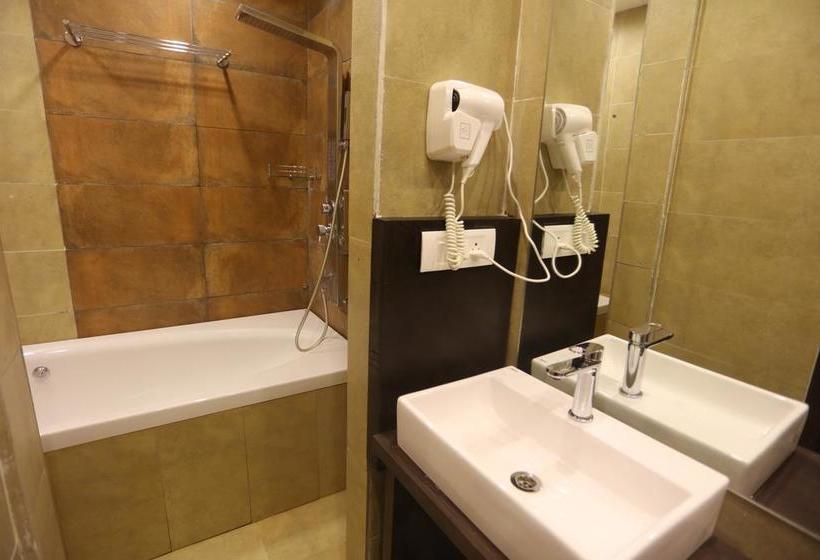 Hotel Sinon Baga Retreat 13