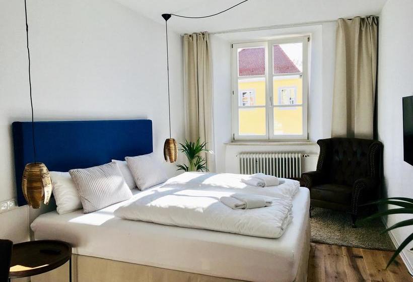 Boutique Hotel Morgentau 18