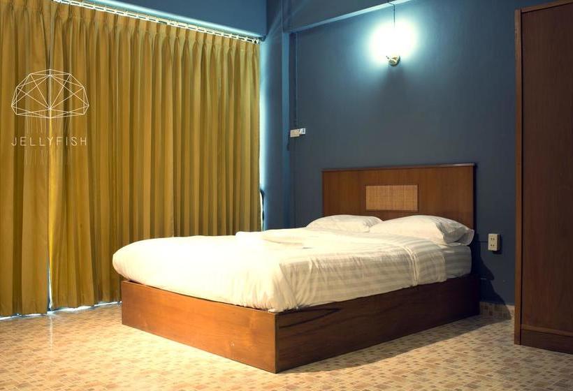 Hotel Jellyfish House 5