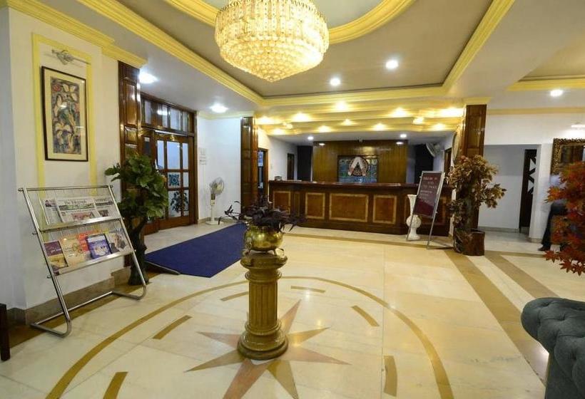 Hotel Little Palace Assam