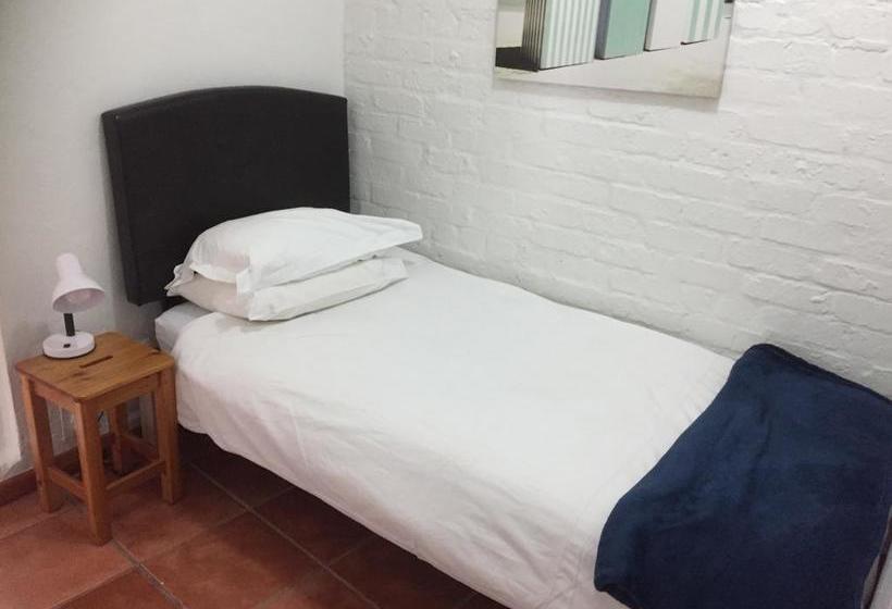 Howards End Manor B&b 11