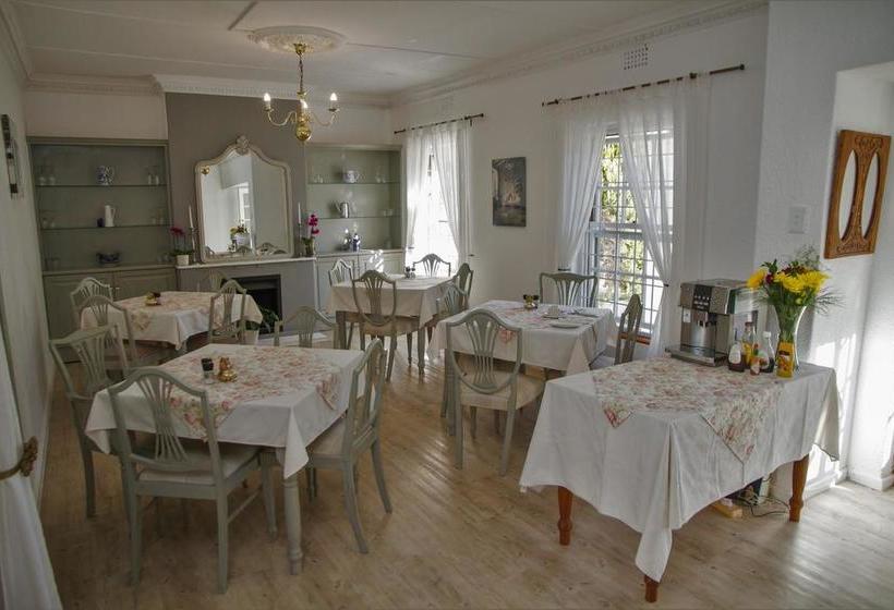 Howards End Manor B&b 13