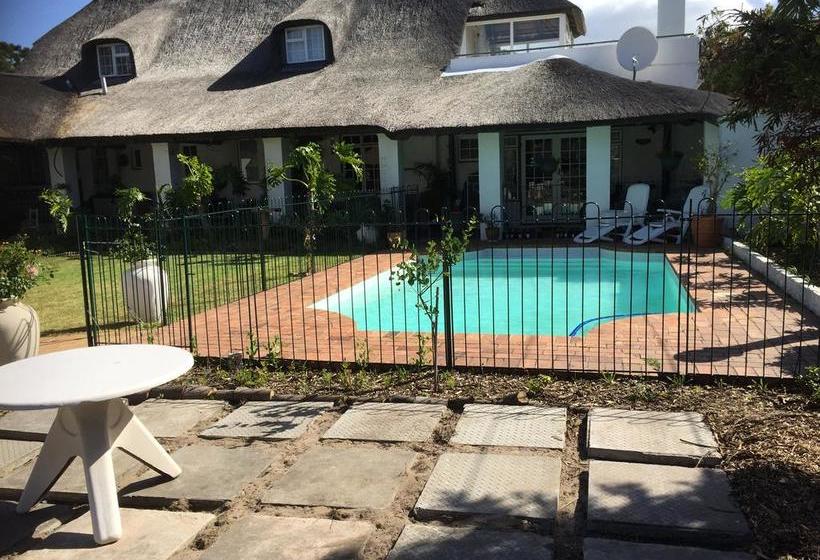 Howards End Manor B&b 5