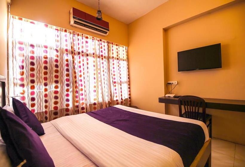 Oyo 9305 Hotel Dwarika Inn 18