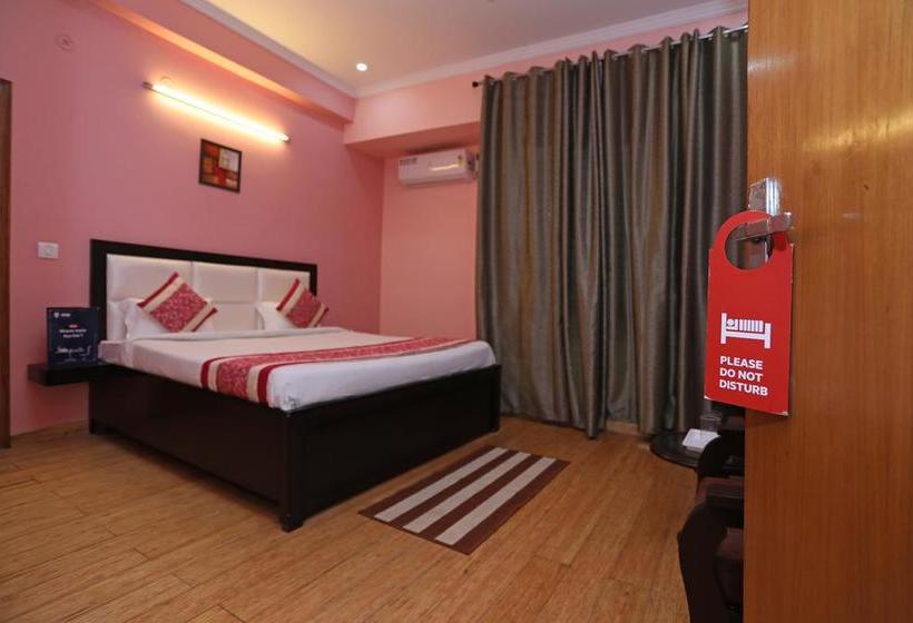 Hotel Oyo 9341 Mascot Pentazz 10