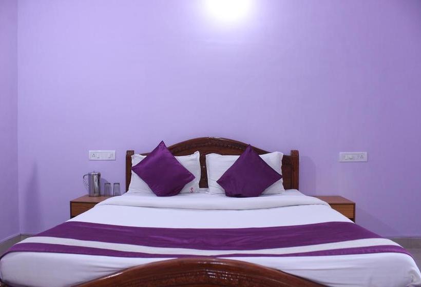 Hotel Oyo 9174 3bhk Kfc Calangute 1