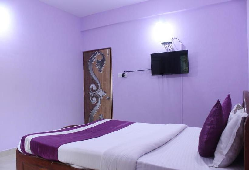 Hotel Oyo 9174 3bhk Kfc Calangute 3