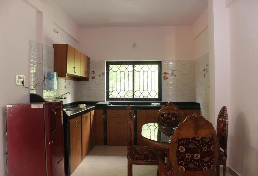 Hotel Oyo 9174 3bhk Kfc Calangute 4