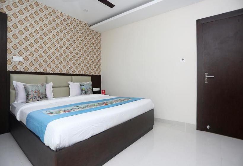 Oyo 9344 Hotel Gangotri 10