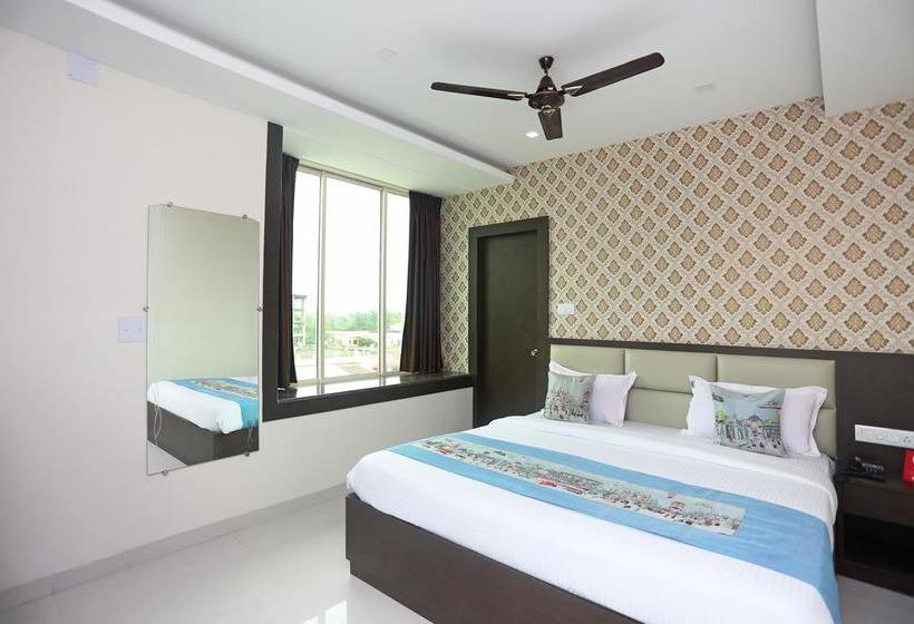 Oyo 9344 Hotel Gangotri 11