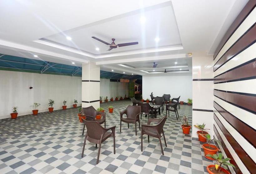 Oyo 9344 Hotel Gangotri 4