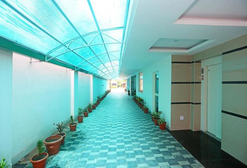 Oyo 9344 Hotel Gangotri 7