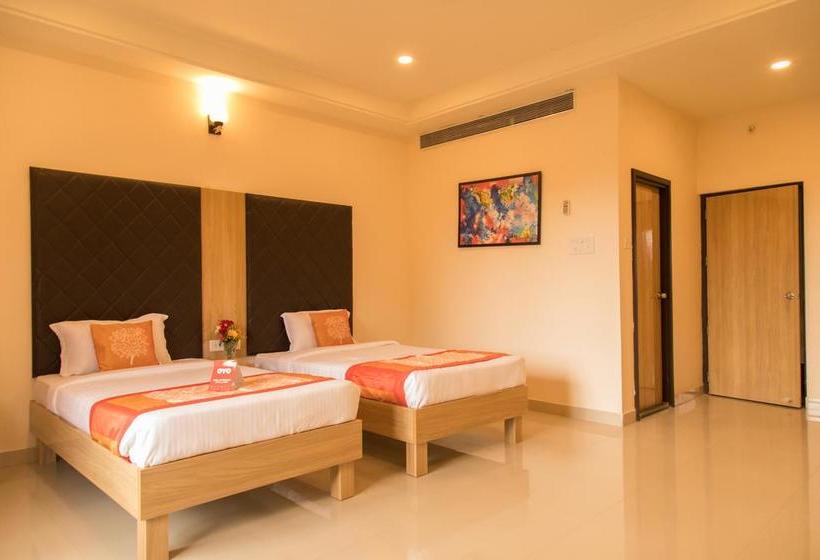 Hotel Oyo Flagship Wadi 12