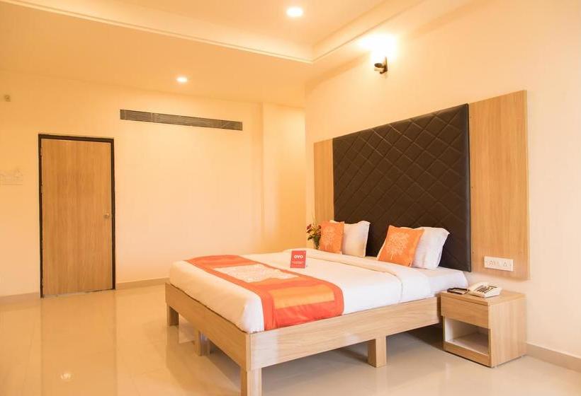 Hotel Oyo Flagship Wadi 17