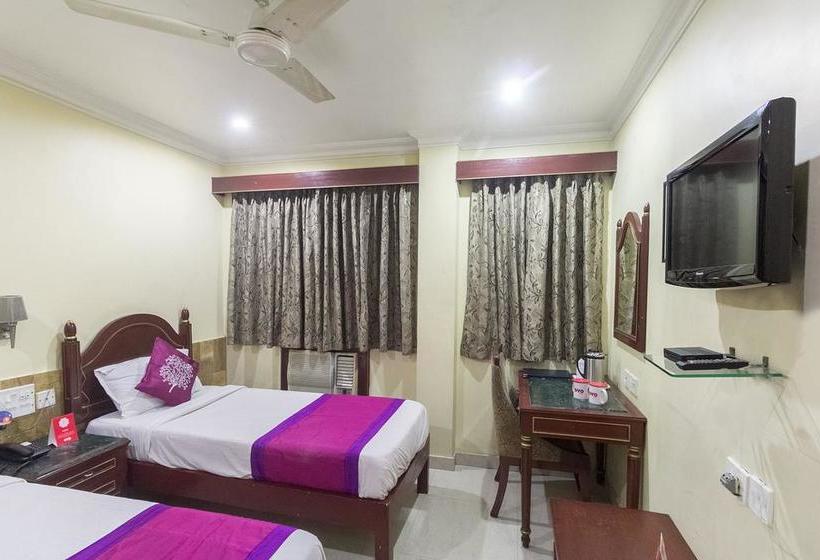 Oyo 7786 Hotel Monsoon Palace 11