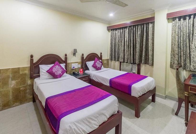 Oyo 7786 Hotel Monsoon Palace 13