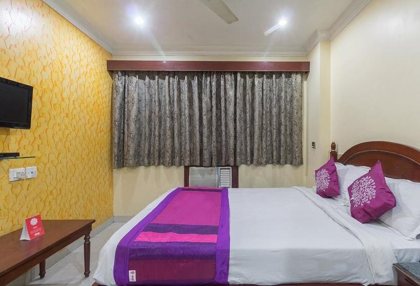 Oyo 7786 Hotel Monsoon Palace 16