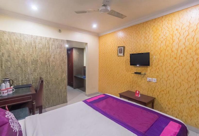 Oyo 7786 Hotel Monsoon Palace 17