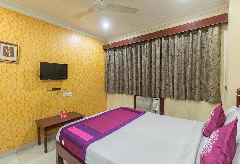 Oyo 7786 Hotel Monsoon Palace 18