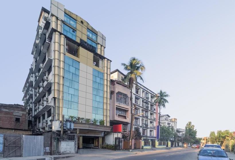 Oyo 7786 Hotel Monsoon Palace 3