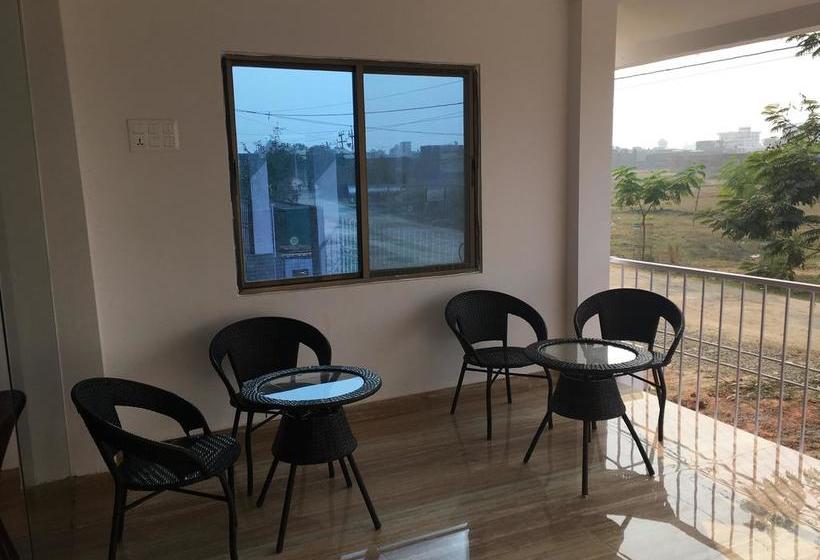 The Bodhgaya Hotel School 13