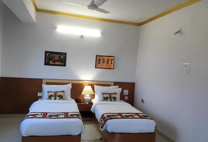 The Bodhgaya Hotel School 4