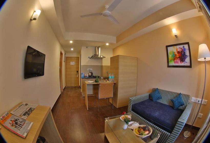 Hotel Starlit Suites