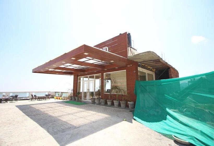 Hotel Oyo Premium 093 Near St George College Mussoorie Uttarakhand