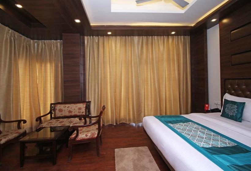 Hotel Oyo Premium 093 Near St George College 10