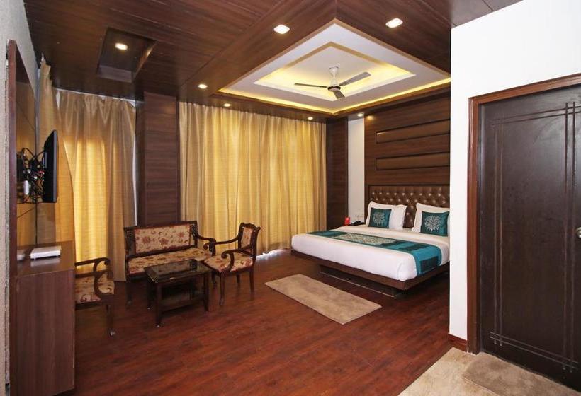 Hotel Oyo Premium 093 Near St George College 16