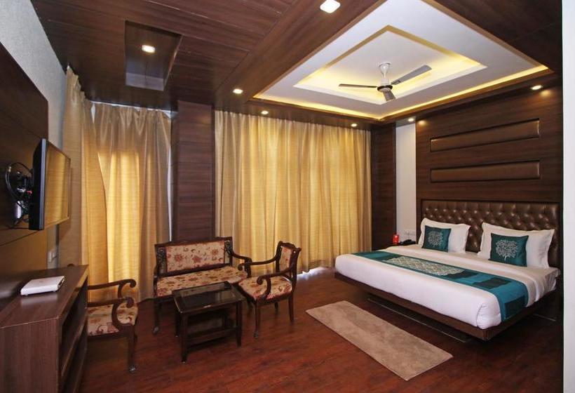 Hotel Oyo Premium 093 Near St George College 20