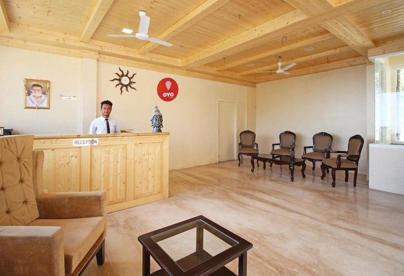 Hotel Oyo Premium 093 Near St George College 4