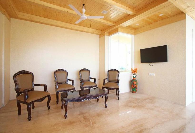 Hotel Oyo Premium 093 Near St George College 7