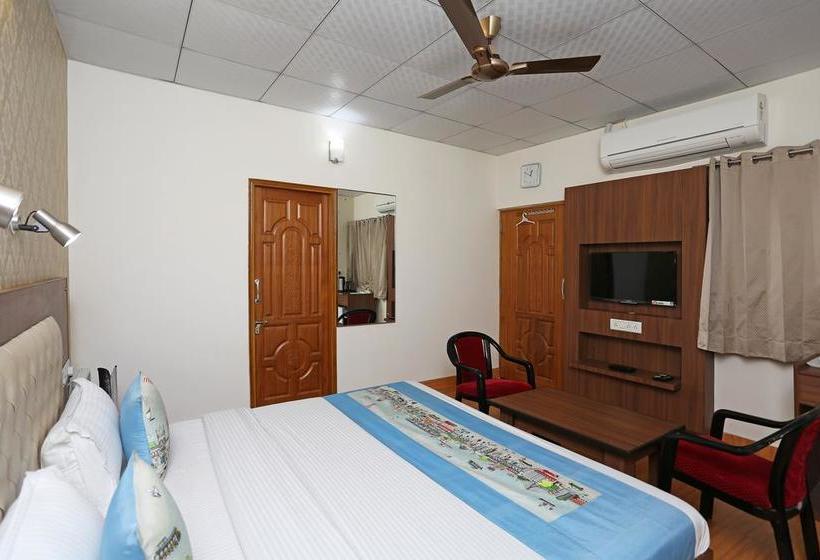 Hotel Oyo 9162 Near Chakrata Road 15