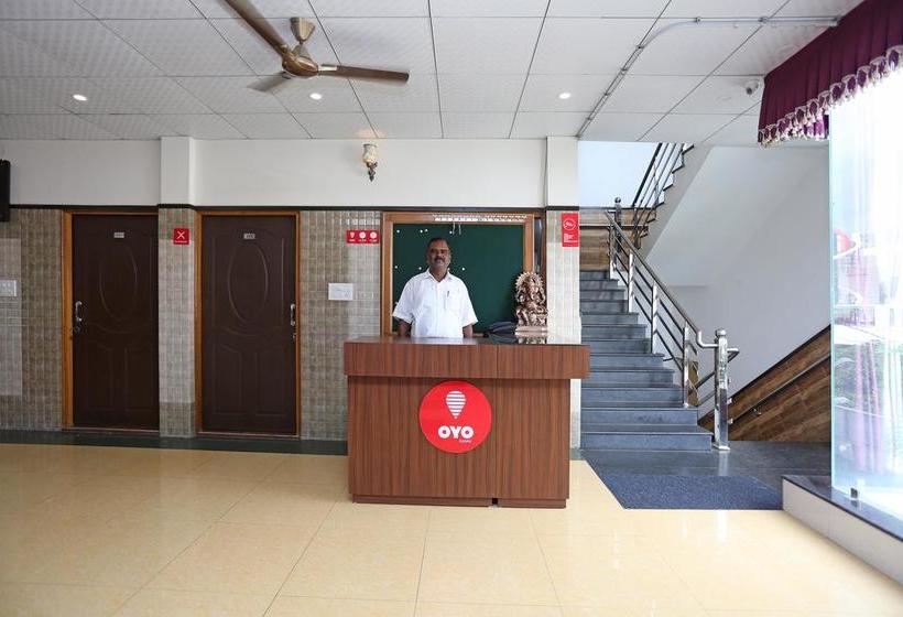 Hotel Oyo 9162 Near Chakrata Road 5